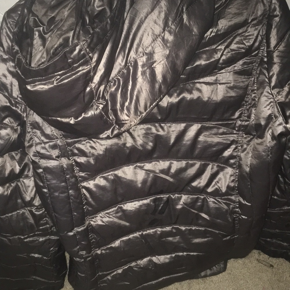 packable down coat - Picture 4 of 4